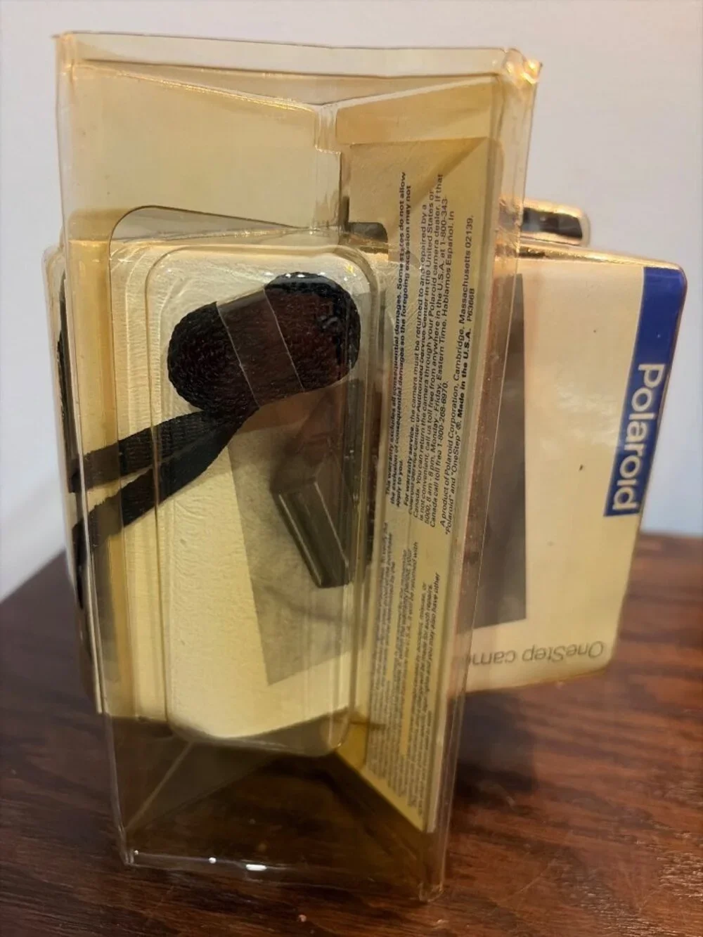 VTG NWB Sealed Polaroid OneStep CloseUp Instant Camera 600 Film Compatibility